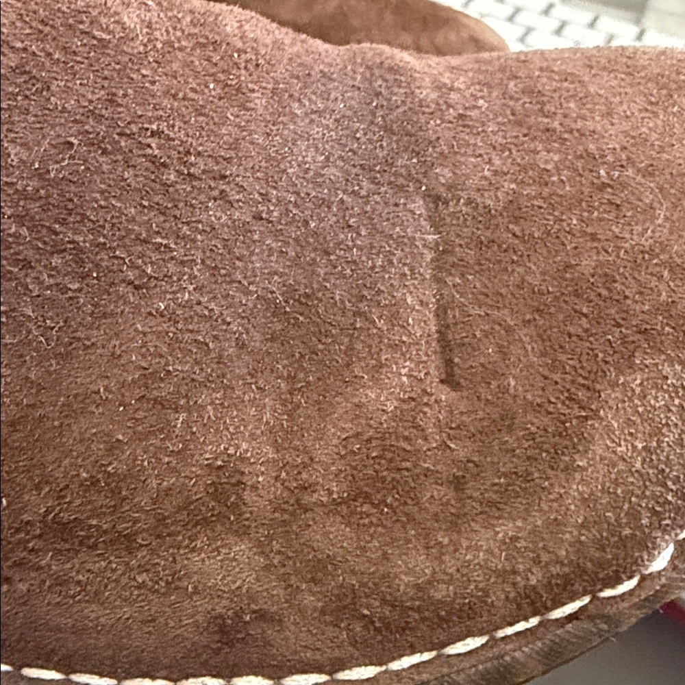 Ugg Cove Dark brown ankle boots 5178 Genuine Sheepskin size 7 - Picture 14 of 14